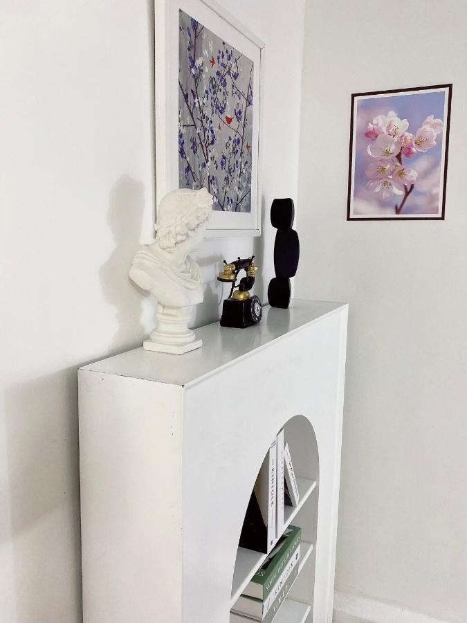 The Grand Diamond C - Modern Apartment Near Tuoi Tre Park 하노이 외부 사진